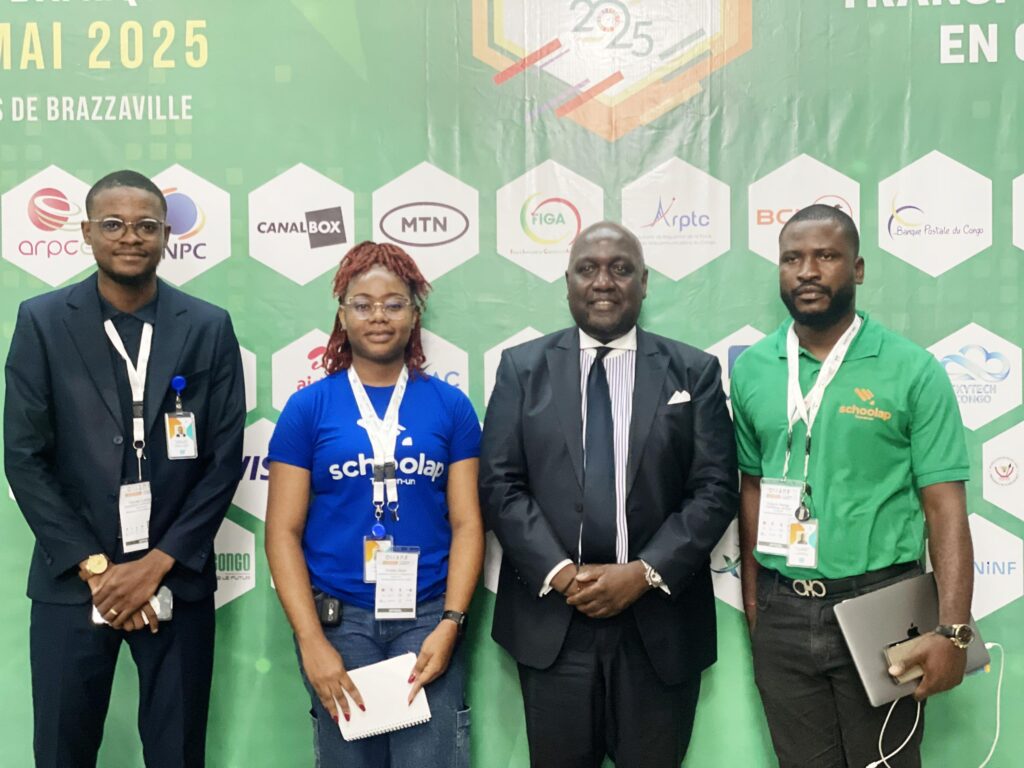 Salon Osiane 2025 : Schoolap RDC fait rayonner l’innovation éducative congolaise à Brazzaville