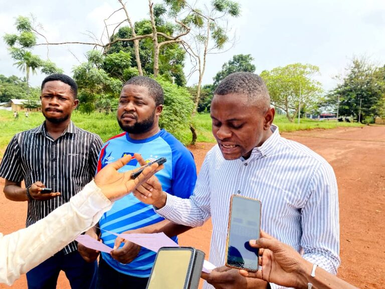 RDC/Sud-Ubangi : Les jeunes de Budjala invite le Ministre José Mpanda à se pencher sur la « mauvaise qualité » de la connexion Vodacom