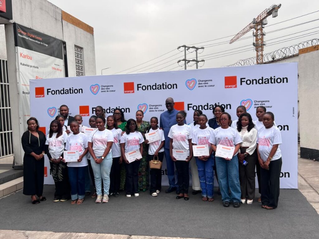 RDC : 49 femmes outillées en compétences numériques et entrepreneuriales par la Fondation Orange