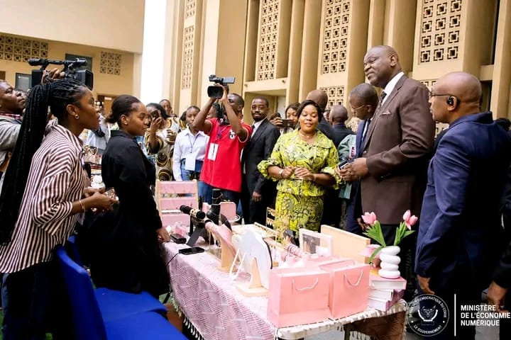 RDC : Augustin Kibassa présente le numérique comme un moteur de l’autonomisation des femmes à la foire « To Tombwama »