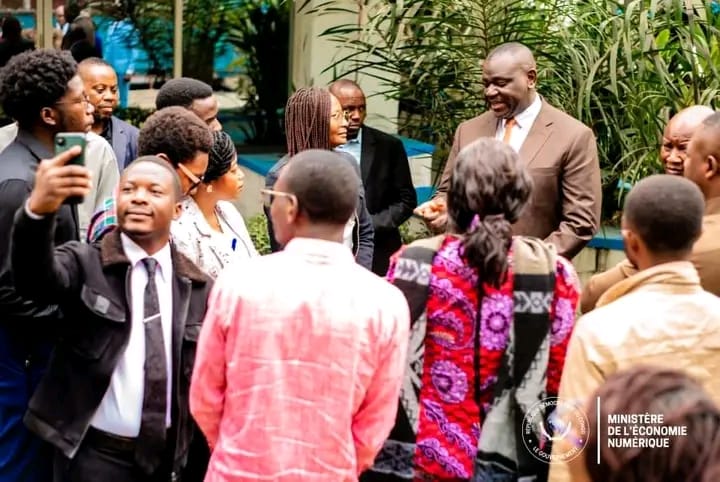 RDC : les utilisateurs abusifs des réseaux sociaux bientôt rattrapés par la loi