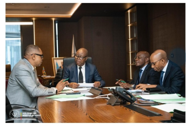 José Mpanda réclame beaucoup plus d’argent à Adolphe Muzito